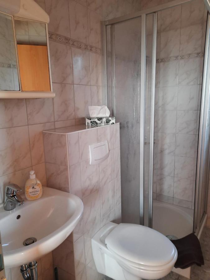 Apartament Haus Panoramablick Familie Loos Wasungen Zewnętrze zdjęcie